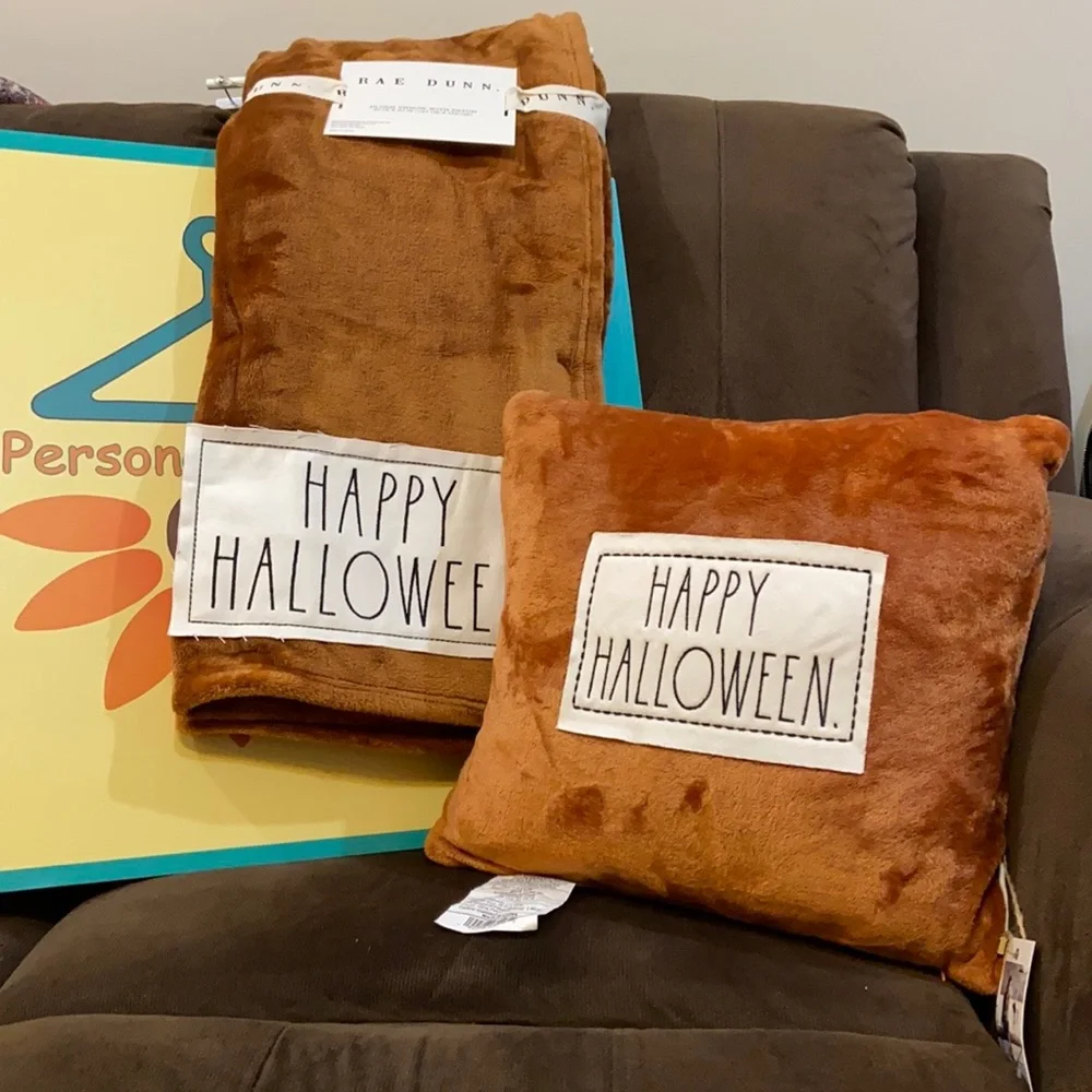 Rae Dunn HAPPY HALLOWEEN Throw & Pillow